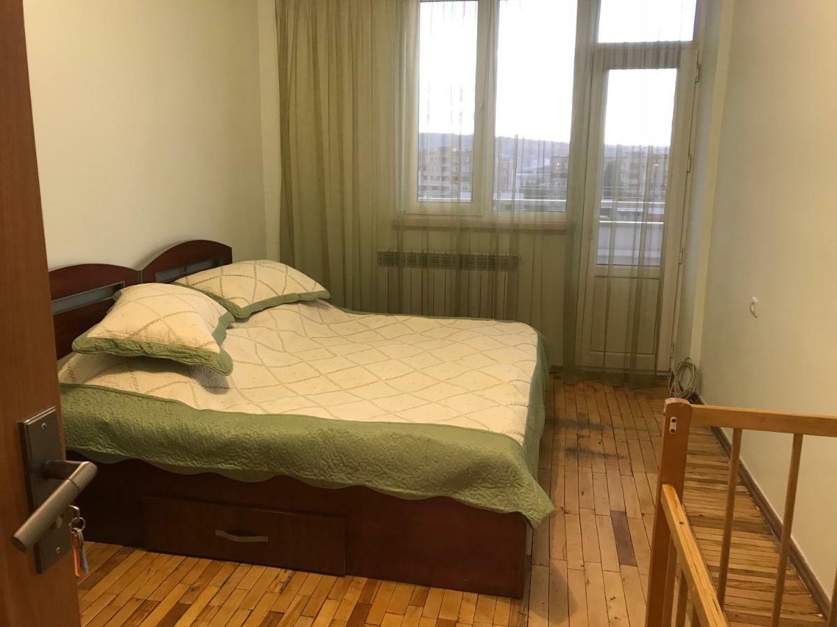 33 Martiros Saryan Street Leilighet Jerevan Eksteriør bilde