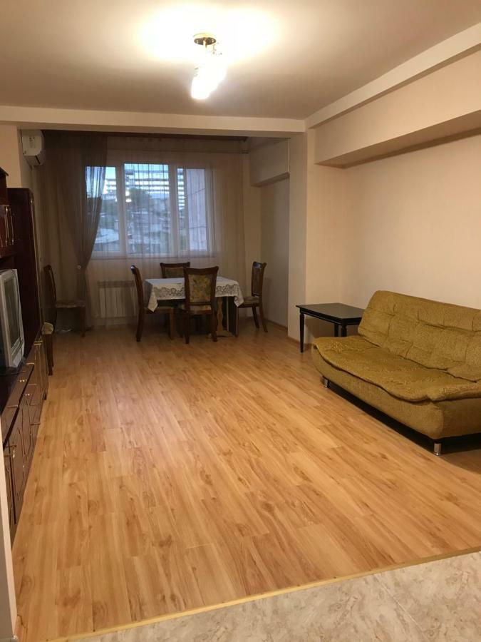 33 Martiros Saryan Street Leilighet Jerevan Eksteriør bilde