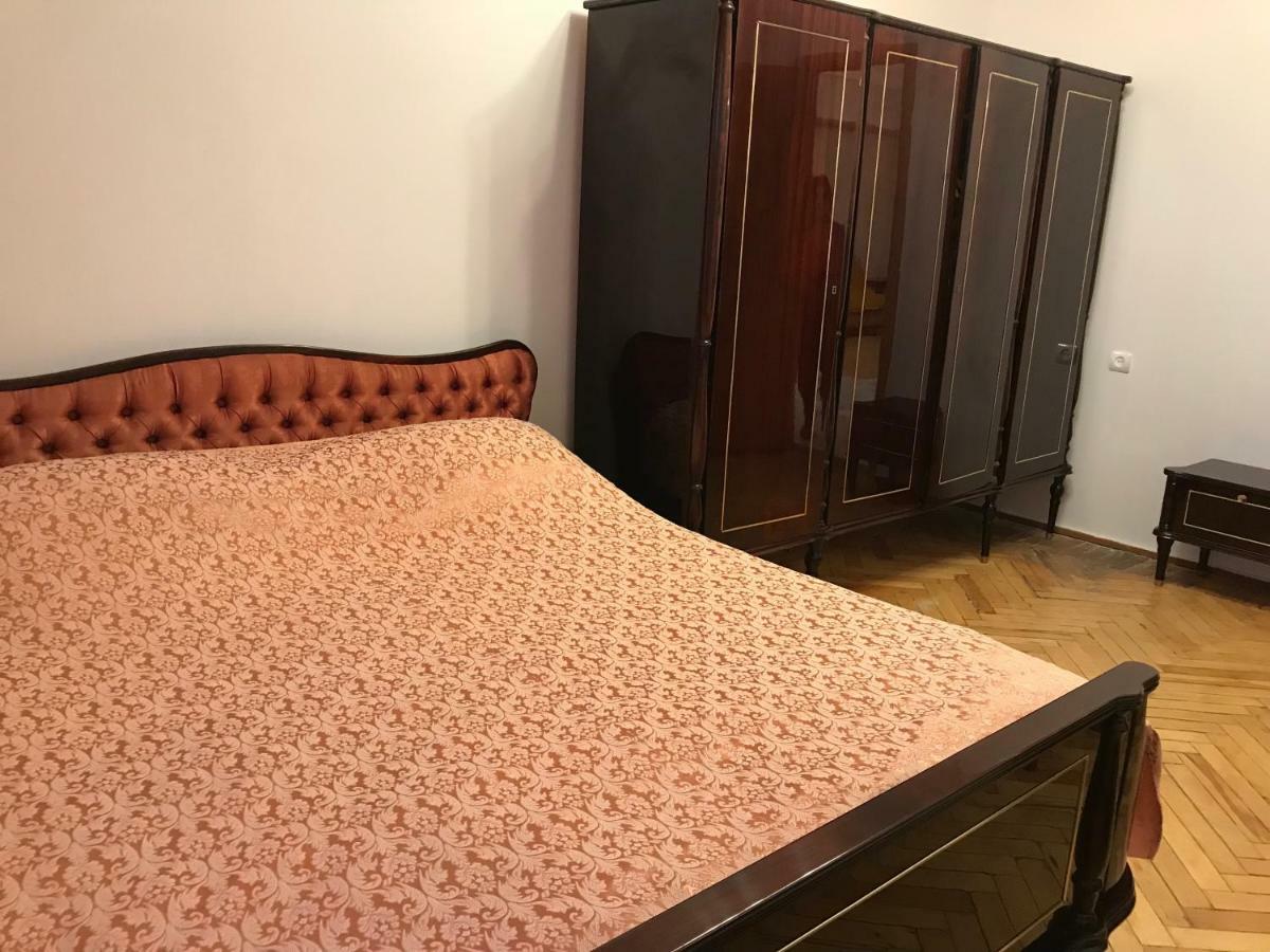 33 Martiros Saryan Street Leilighet Jerevan Eksteriør bilde