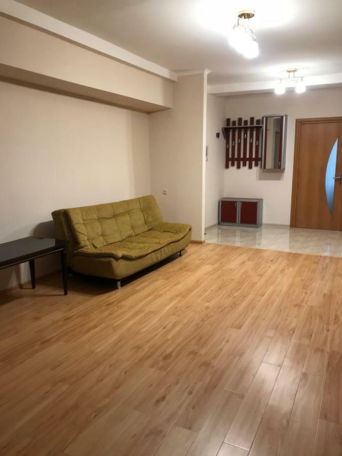 33 Martiros Saryan Street Leilighet Jerevan Eksteriør bilde